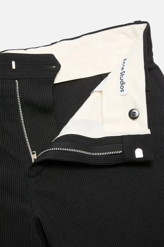 Skräddarsydda shorts i ull
