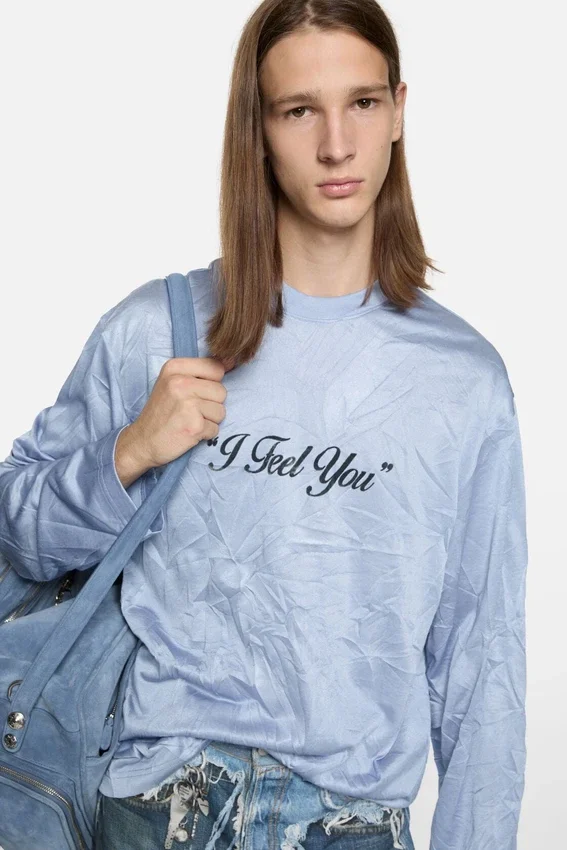 Skrynkliga T-shirtar med tryck