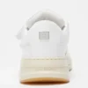 Sneakers med kardborreband
