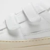 Sneakers med kardborreband