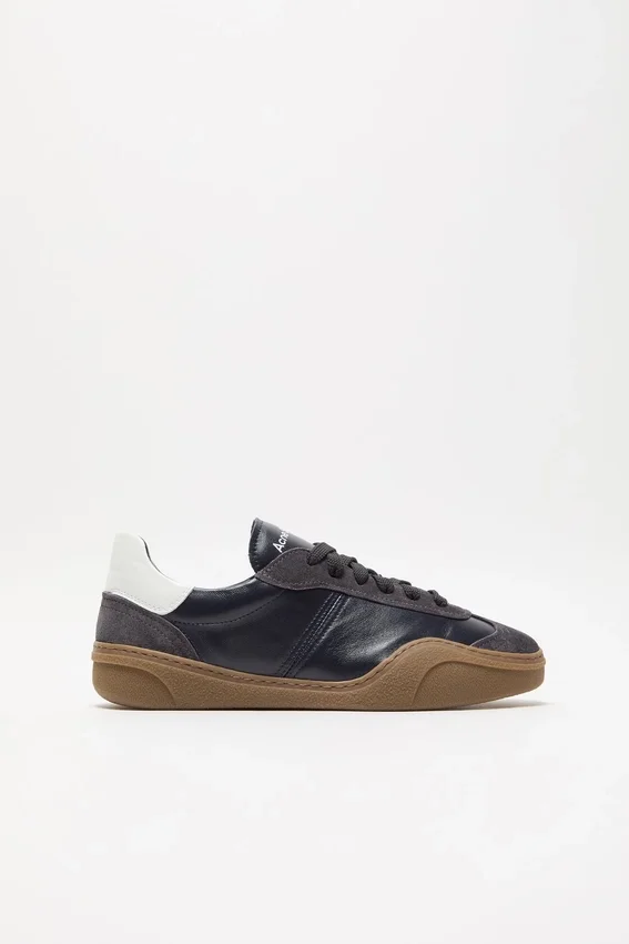 Snörningssneakers