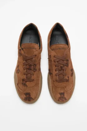 Snörningssneakers