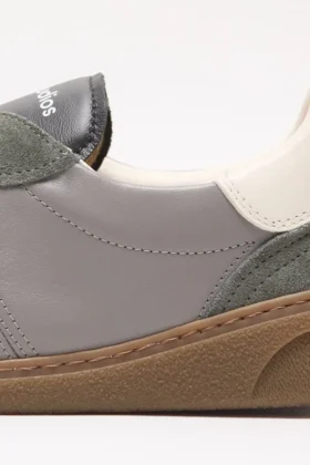 Snörningssneakers