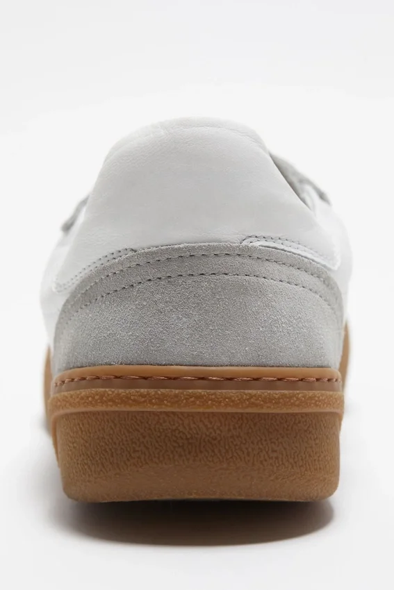Snörningssneakers