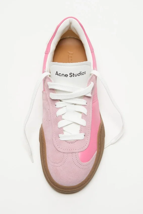 Snörningssneakers