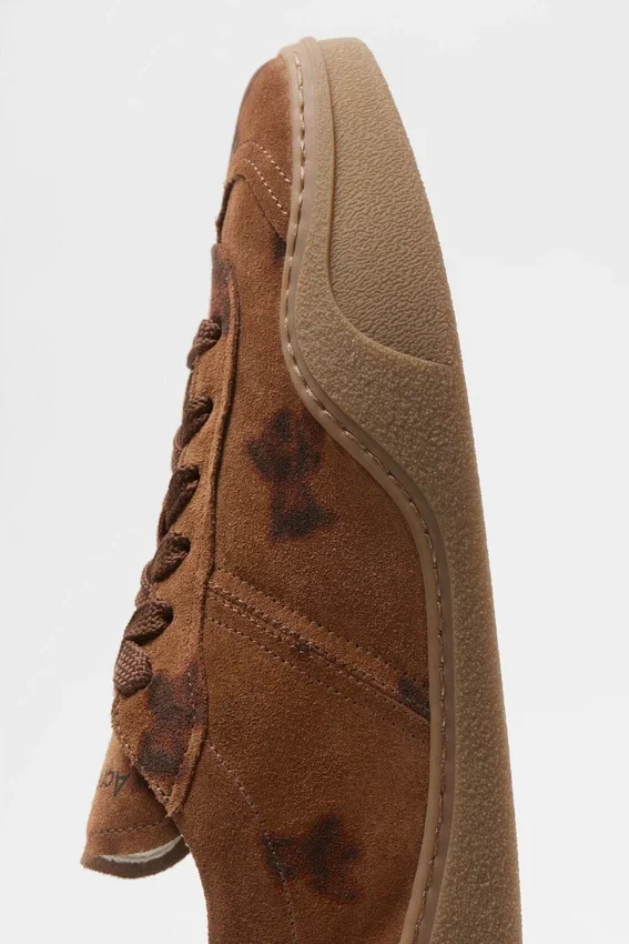 Snörningssneakers
