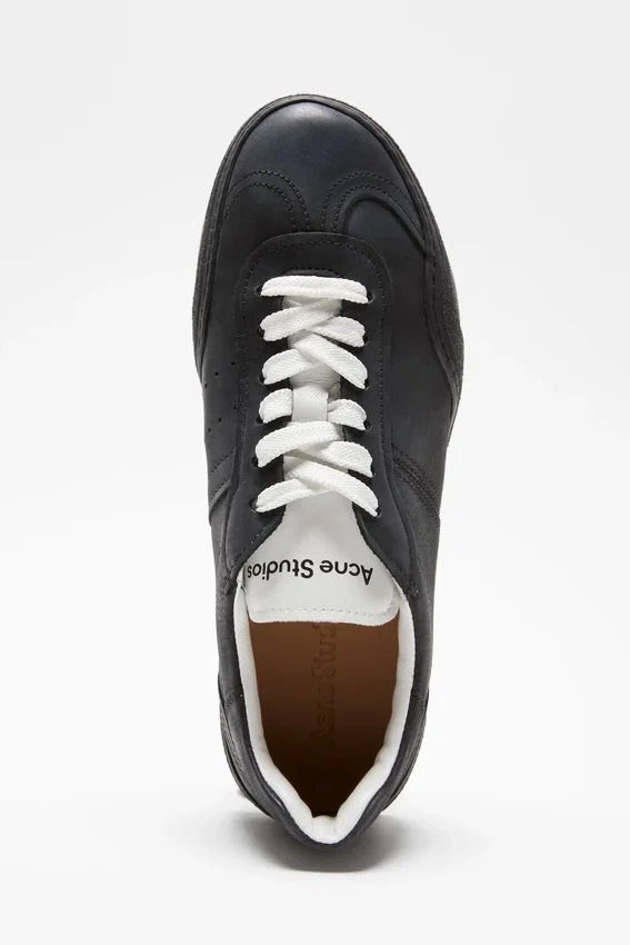 Snörningssneakers