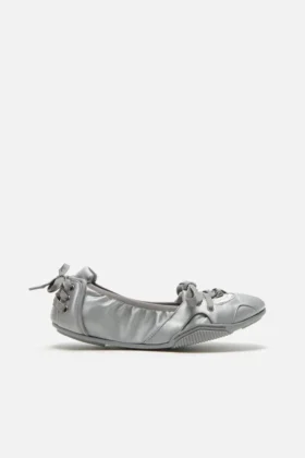 Snörskor i satin