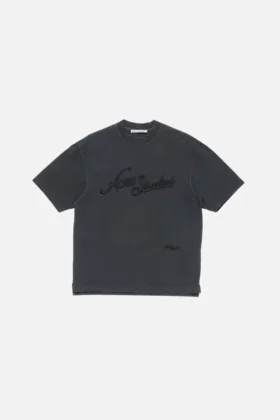 T-shirt med broderad logotyp