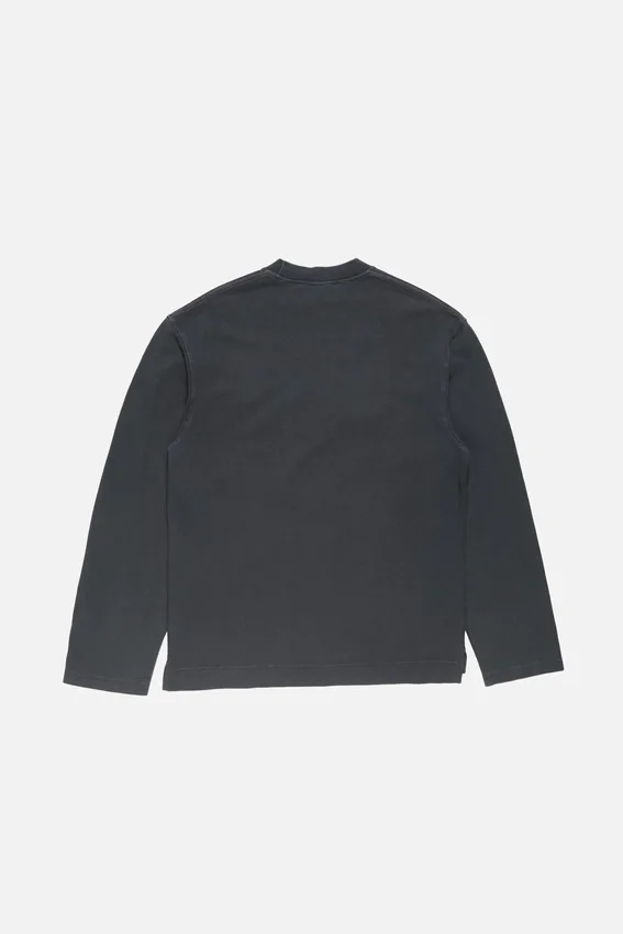 T-shirt med broderad logotyp