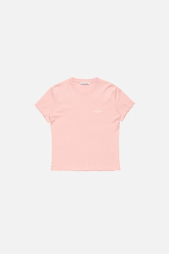 T-shirt med figursydd passform och logotyp