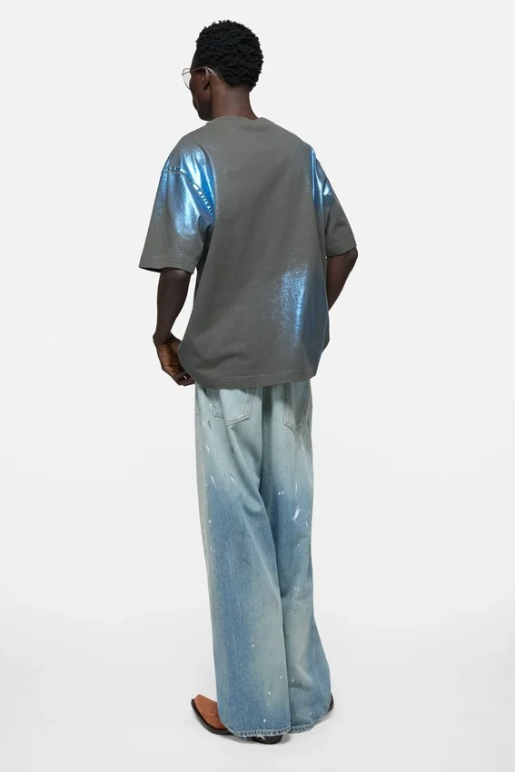 T-shirt med glitterlogotyp
