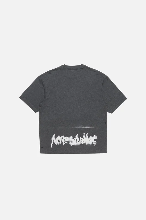 T-shirt med gotisk logotyp