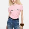 T-shirt med grafiskt tryck i figursydd passform