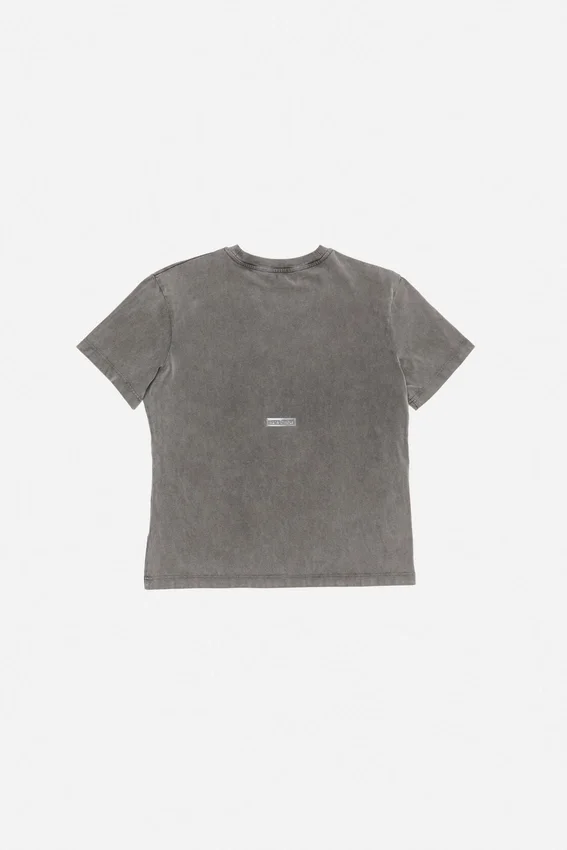T-shirt med gummilogotyp
