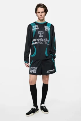 T-shirt med sporttröje-motiv