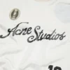 T-shirt med sporttröjedesign och logotyp