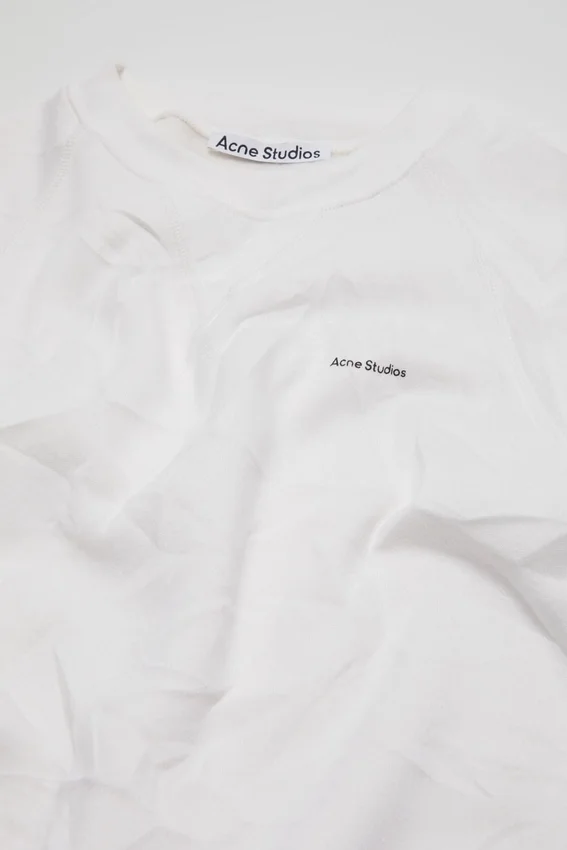 T-shirtar i skrynklig fleece