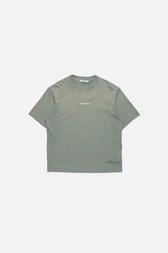 T-shirtar med lappad logotyp