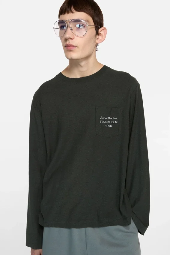 T-shirtar med logotyp