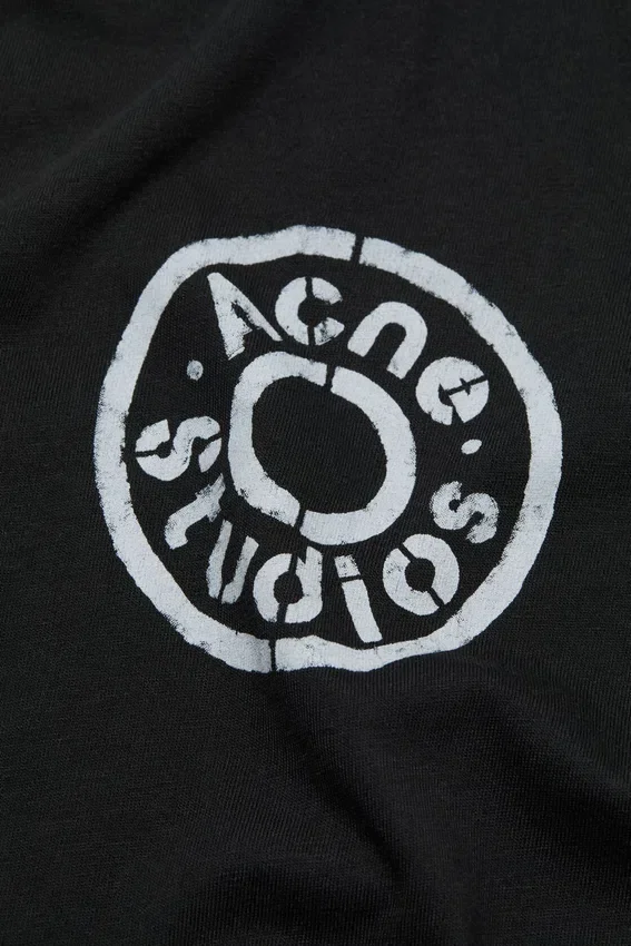 T-shirtar med logotyp