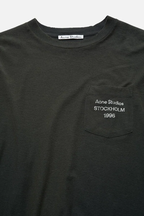 T-shirtar med logotyp
