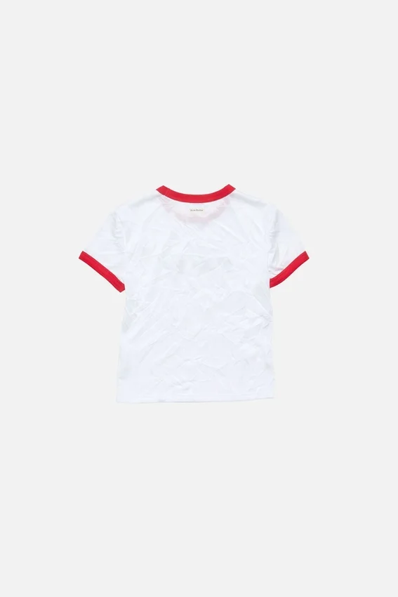 T-shirtar med skrynklig logotyp