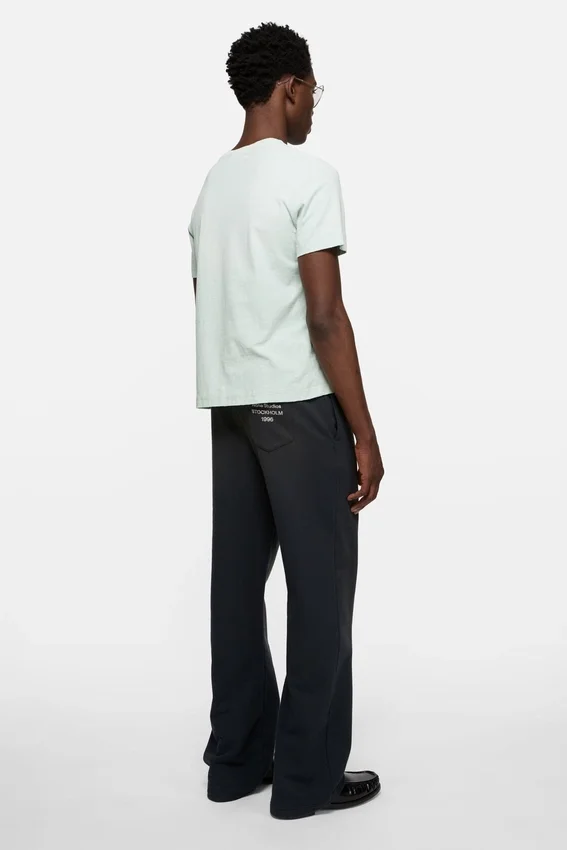 T-shirtar med slitet logo-tryck