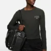 T-shirtar med slitet logo-tryck