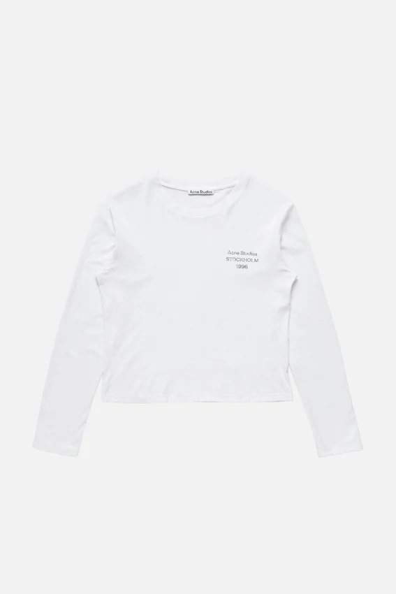 T-shirtar med slitet logo-tryck