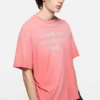 T-shirtar med sprayad logotyp