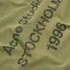 T-shirtar med sprayad logotyp