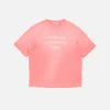 T-shirtar med sprayad logotyp