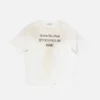 T-shirtar med sprayad logotyp