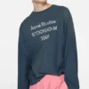 T-shirtar med sprayat 1996-logo