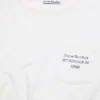 T-shirtar med sprayat 1996-logo