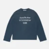 T-shirtar med sprayat 1996-logo