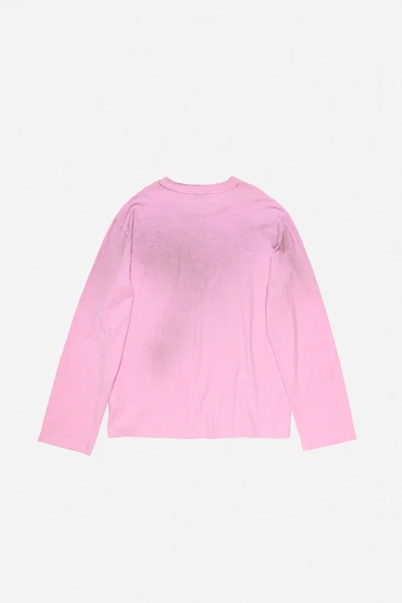 T-shirtar med sprayat 1996-logo