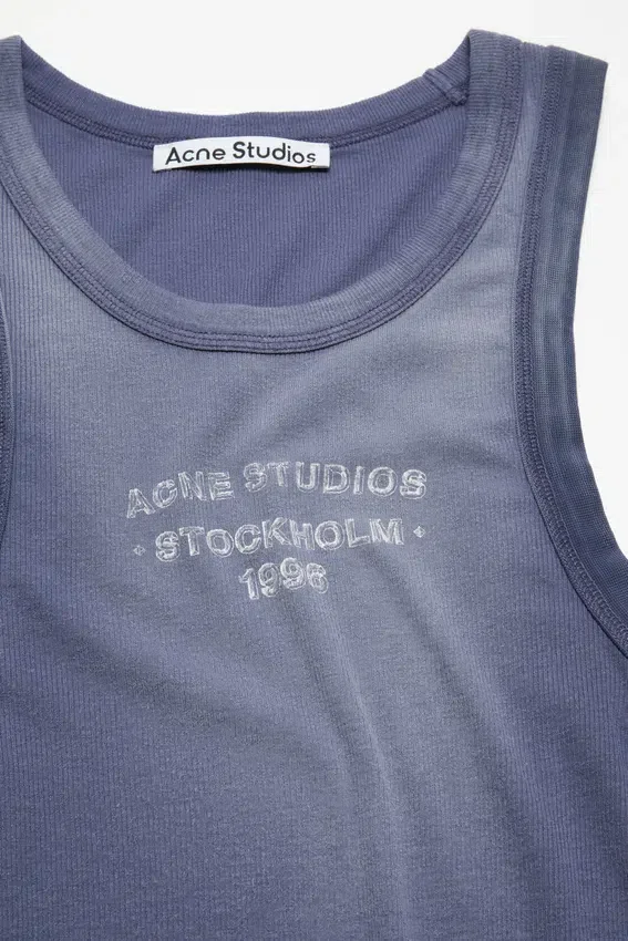 Tanktop med sprayat logotryck