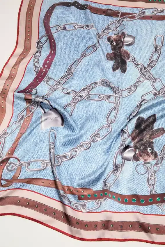Tryckt silkescarf