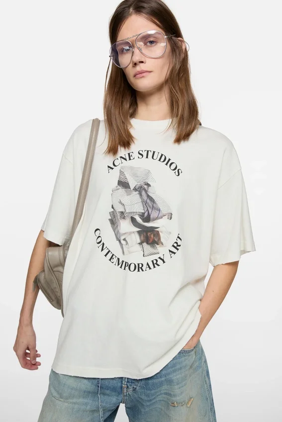 Tryckt T-shirt – avslappnad passform