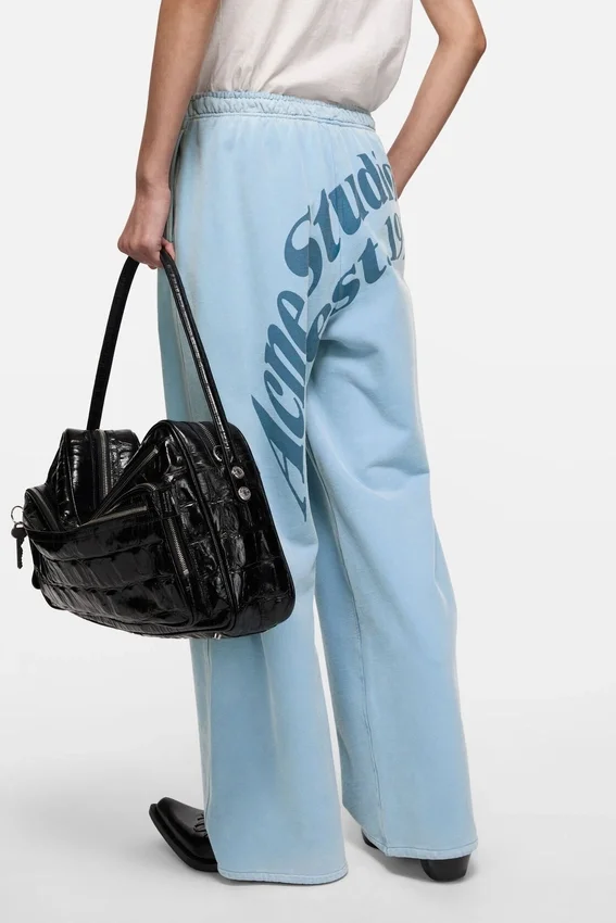 Tvättade sweatpants
