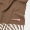 Ullhalsduk med fransar – oversized