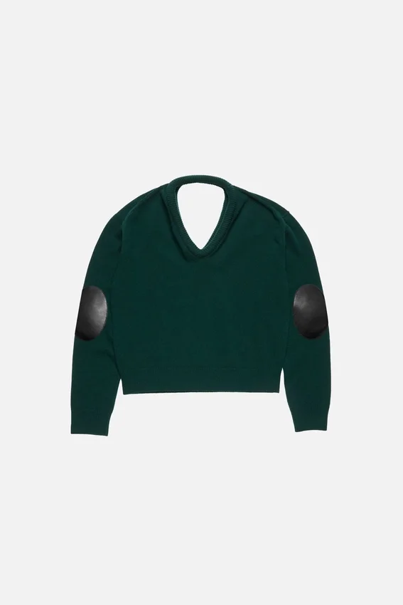 Ulltröja med utskärning